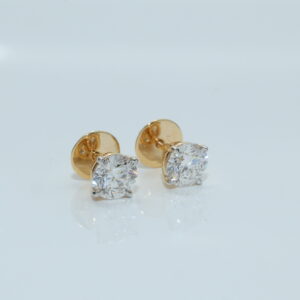 Gold Diamond Stud Earring